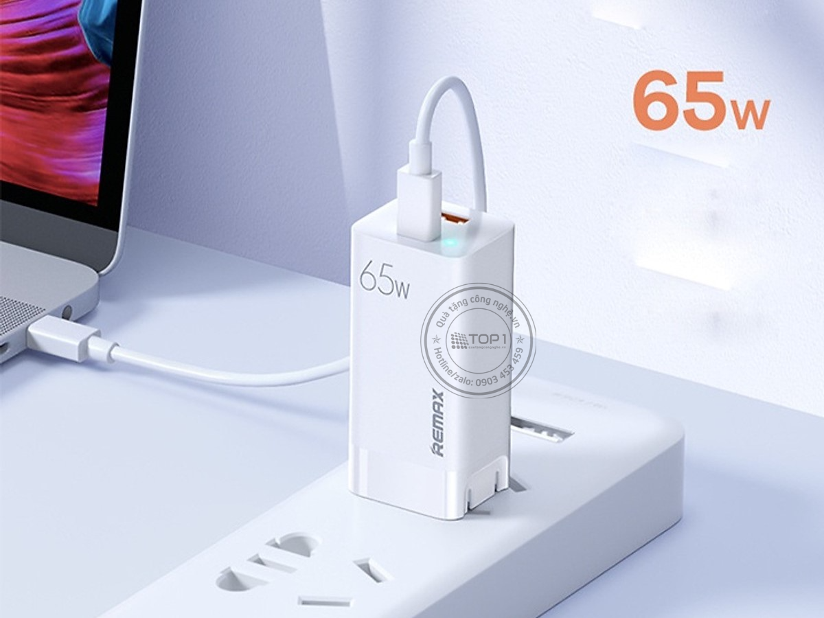 Quà tặng Củ sạc Laptop 65w Remax In logo