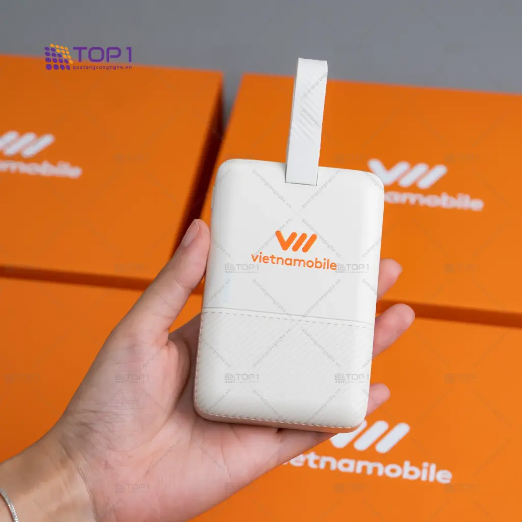 Quà tặng sạc dự phòng in logo Vietnam mobile