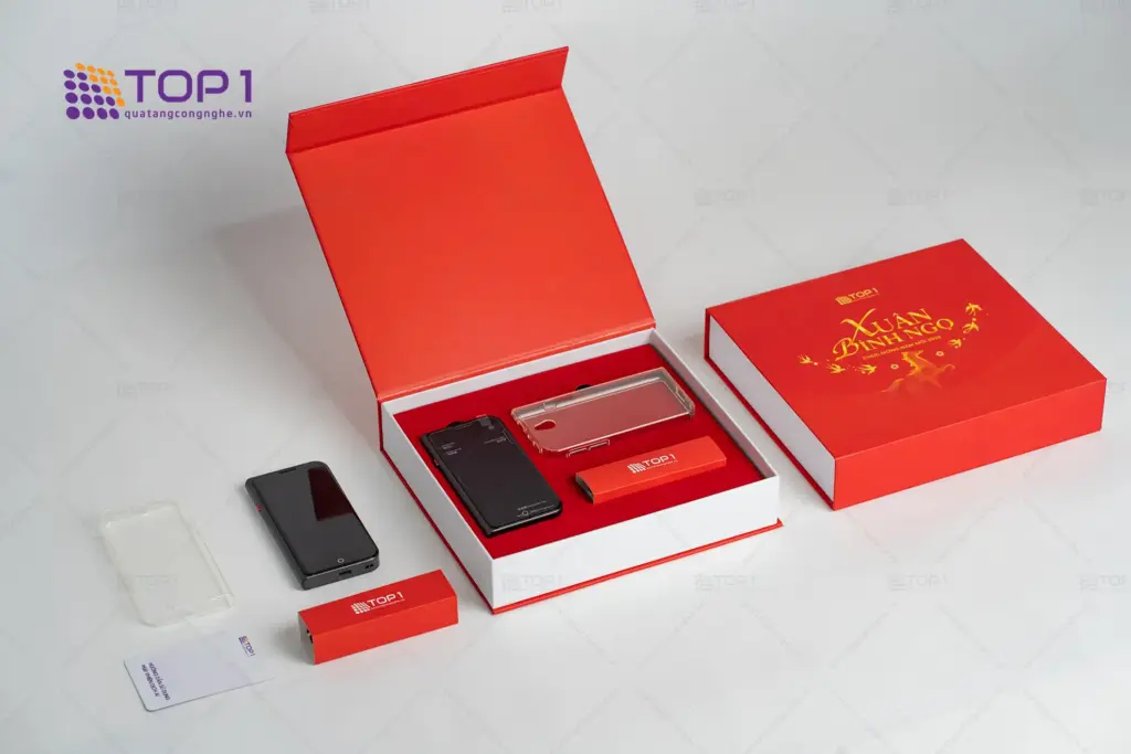 Set quà tặng Máy phiên dịch Ai Remax T10 QTCN02